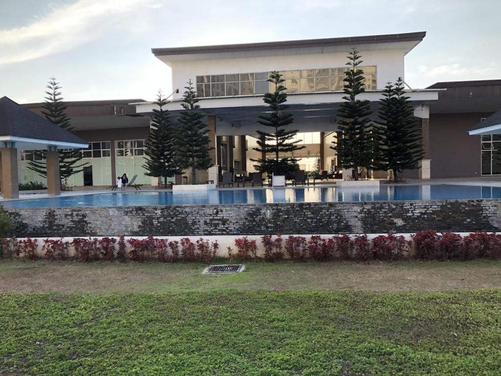 Smdc Tagaytay Taal Lake Condo Cook Netflix No Balcony No Free Parking Tagaytay City Dış mekan fotoğraf